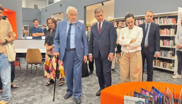 İzmir'de İlber Ortaylı Kütüphanesi açıldı