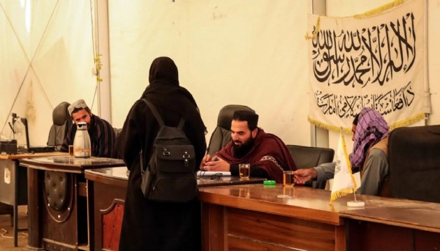 Kız çocuklarının eğitim alması yasaklandı