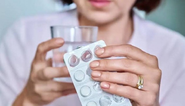 Uzmanlardan uyarı: İlaçların etkisi kadınlarda farklı olabiliyor