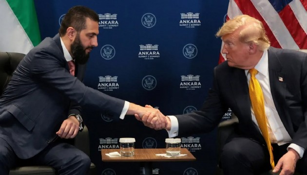 Trump, Suriye'yi terör listesinden çıkarıyor