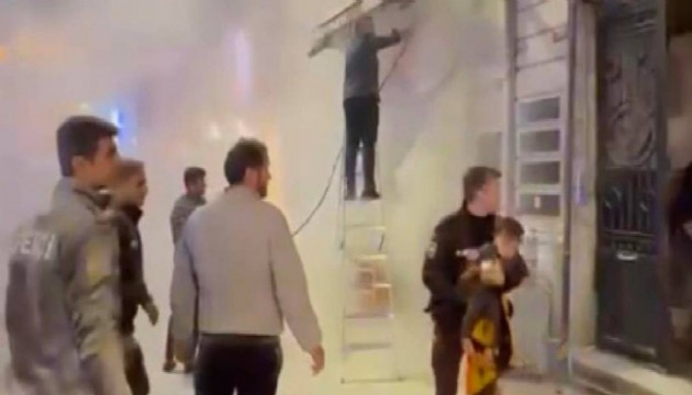 İstiklal Caddesi'nde korkutan yangın
