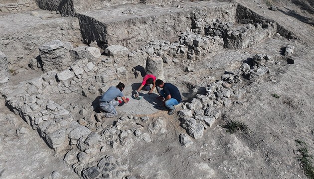 Orta Tunç Çağı'na ait yapı açığa çıkarıldı