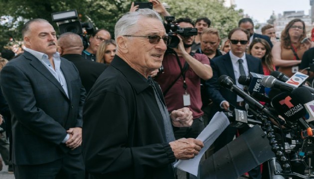Robert De Niro'dan Trump'a: Palyaçonun teki