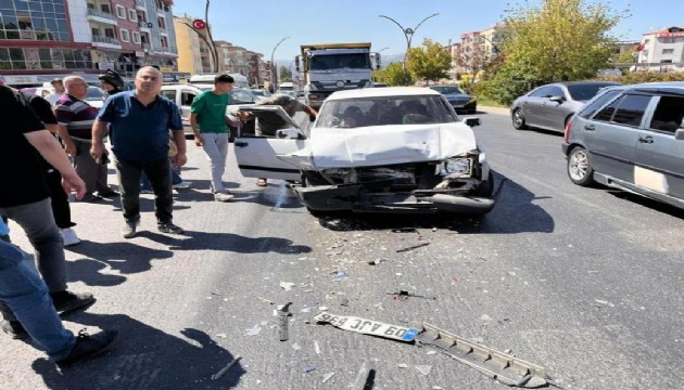 Araçlar hurdaya döndü