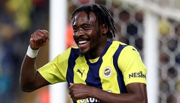 Beşiktaş'a gitmeyen Osayi-Samuel imzayı atıyor