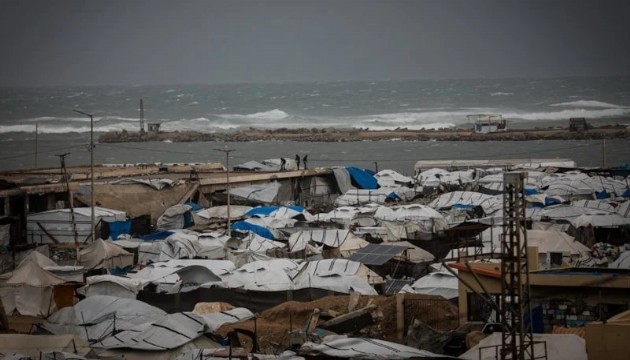 Gazze'de çadırlar kullanılamaz hale geldi