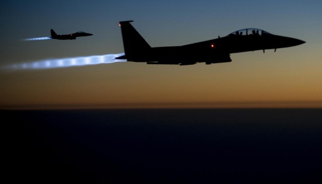 ABD'de askeri uçak San Diego Körfezi'ne düştü, 2 pilot kurtarıldı