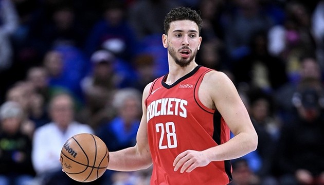 Alperen Şengün parkelere döndü