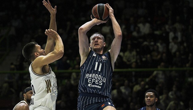 Anadolu Efes'te ayrılık