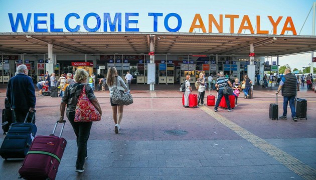 Antalya Havalimanı şubatta 908 bin yolcuya hizmet verdi