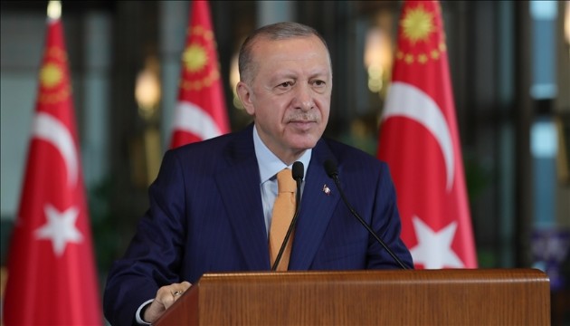 Erdoğan, Çalışan Gazeteciler Günü'nü kutladı