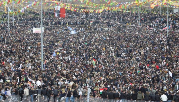 Nevruz kutlamaları sonrası 12 kişi tutuklandı