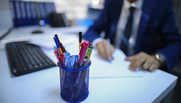 AK Parti'den 'memuriyet' kanun teklifi