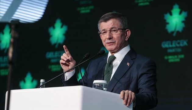 Davutoğlu'ndan tutuklama kararına tepki: İktidar milyonları cezalandırıyor