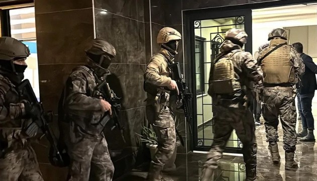 FETÖ'nün finans yapılanmasına operasyon