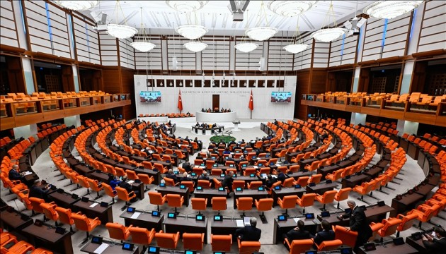 TBMM'de yoğun mesai sürüyor