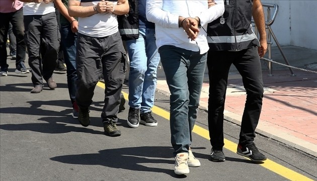 Vatandaşlık dolandırıcılarına operasyon!