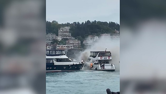 Beşiktaş'ta teknede yangın