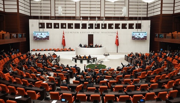 TBMM'de yoğun mesai sürüyor