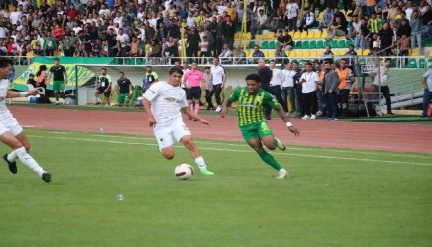 1.Lig'de son haftalar nefes kesecek