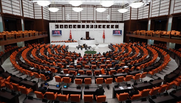 Meclis'te yoğun mesai sürüyor