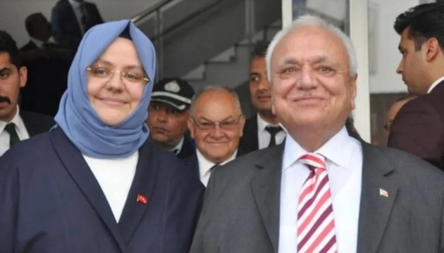 İki eski bakan kaza yaptı! Hastaneye kaldırıldılar