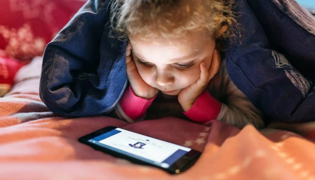 Ekran süresi obeziteyi artırıyor