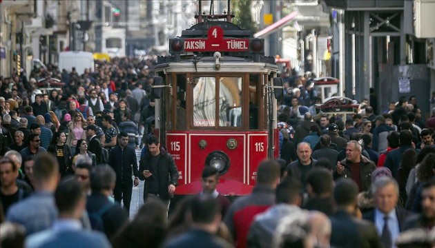 Müşteriyi rahatsız eden esnaf yandı!