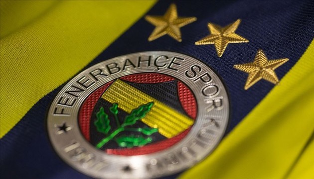 Fenerbahçe'nin yıldızı kadrodan çıkarıldı