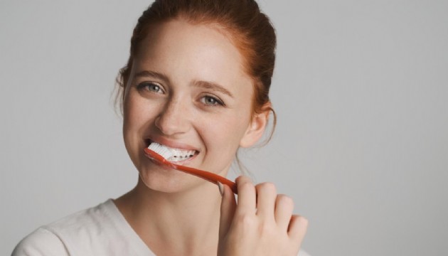 Uzmanlardan diş ipi uyarısı! Mikroplastik kaynağı olabilir