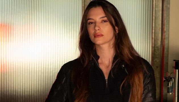 Leyla Lydia Tuğutlu şarkıcı oldu!