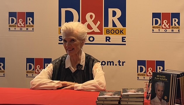 Elon Musk'ın annesi Maye Musk, İstanbul'a imza gününe geldi