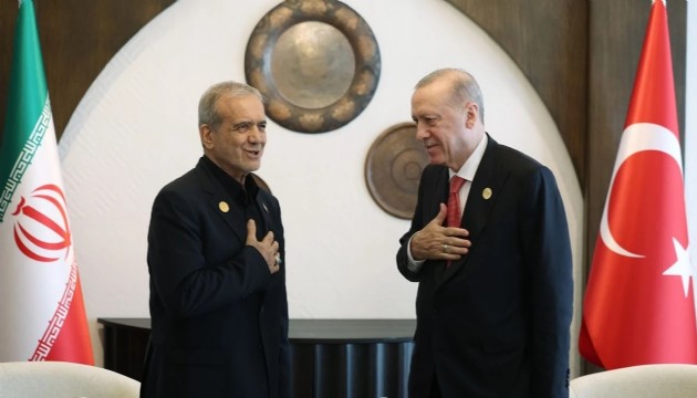 Cumhurbaşkanı Erdoğan Pezeşkiyan ile görüştü