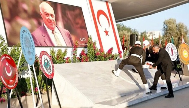 Kıbrıs Barış Harekatı'nın yıl dönümü törenleri başladı