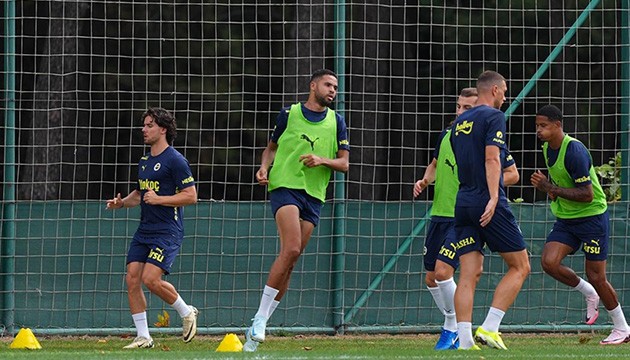 Fenerbahçe, Adana Demirspor'u konuk edecek