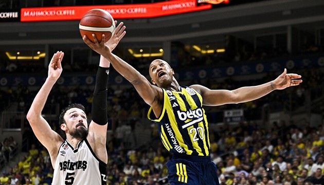 Fenerbahçe ve Beşiktaş karşı karşıya