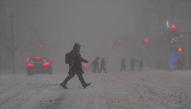 ABD'yi kar fırtınası vurdu