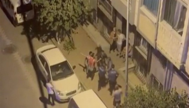 Esenyurt'ta çocuktan polise yumruk