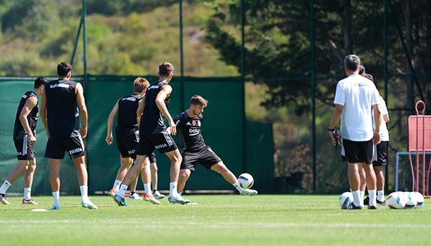 Beşiktaş'ın kamp kadrosu belli oldu