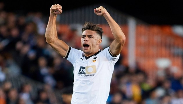 Paulista Beşiktaş için İstanbul'da
