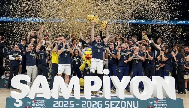 Şampiyon bir kez daha Fenerbahçe