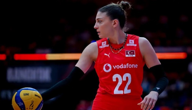 Milli voleybolcudan Deniz Göktaş mesajı
