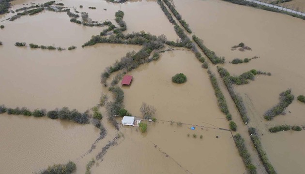 Tarım arazileri su altında kaldı