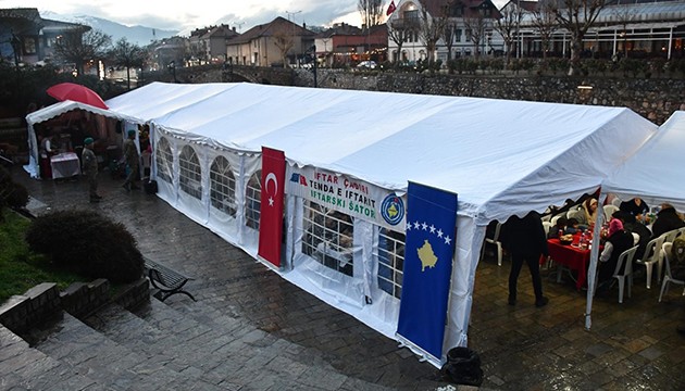 Mehmetçik'ten Kosova'da iftar