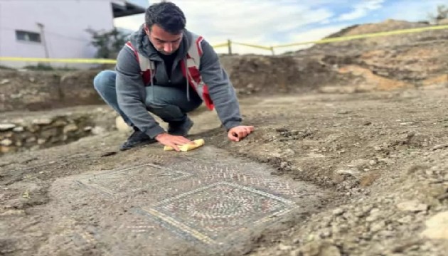Hatay'da temel kazısından hazine çıktı
