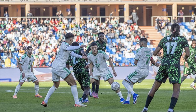 Nijerya Afrika Kupası'nda turladı