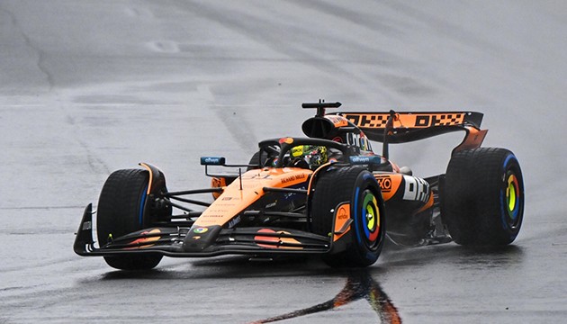 F1'de Çin Grand Prix'sini Piastri kazandı