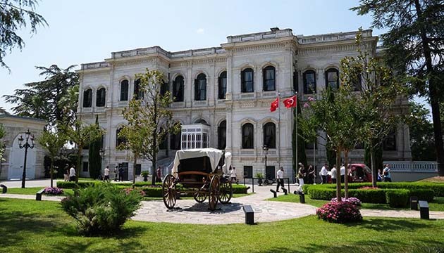 Yıldız Sarayı'na ziyaretler başladı