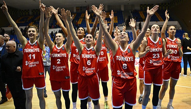 Milliler Almanya karşısında