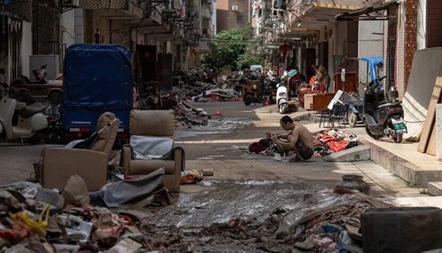 Çin'i sel vurdu: Çok sayıda ölü var
